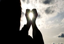 字母半场21+5+4，三次犯规下场后雄鹿领先优势被蚕食.：超凡国际